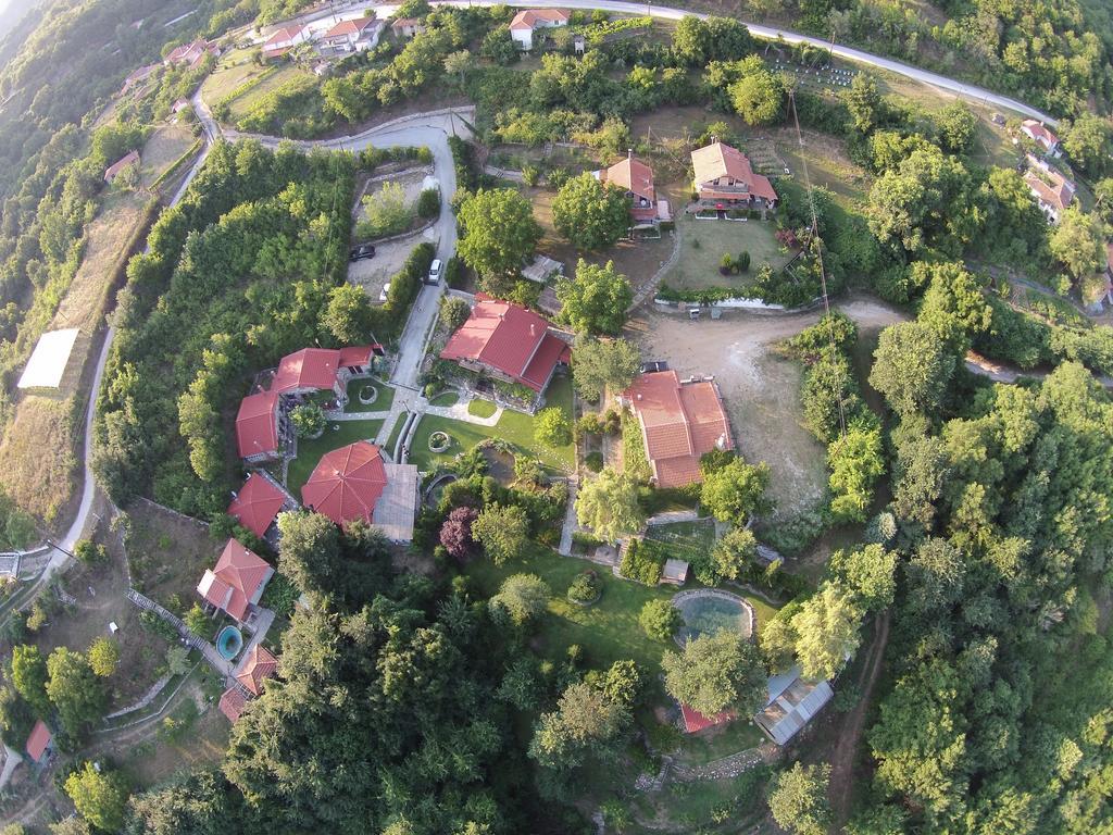 Tzivaeri Hotell Likodhrómion Exteriör bild