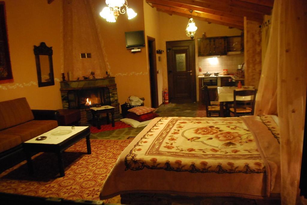 Tzivaeri Hotell Likodhrómion Rum bild
