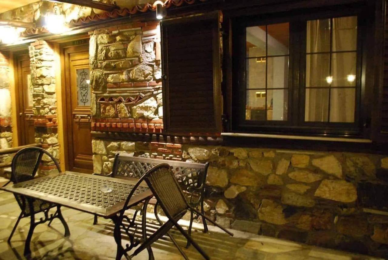 Tzivaeri Hotell Likodhrómion Exteriör bild