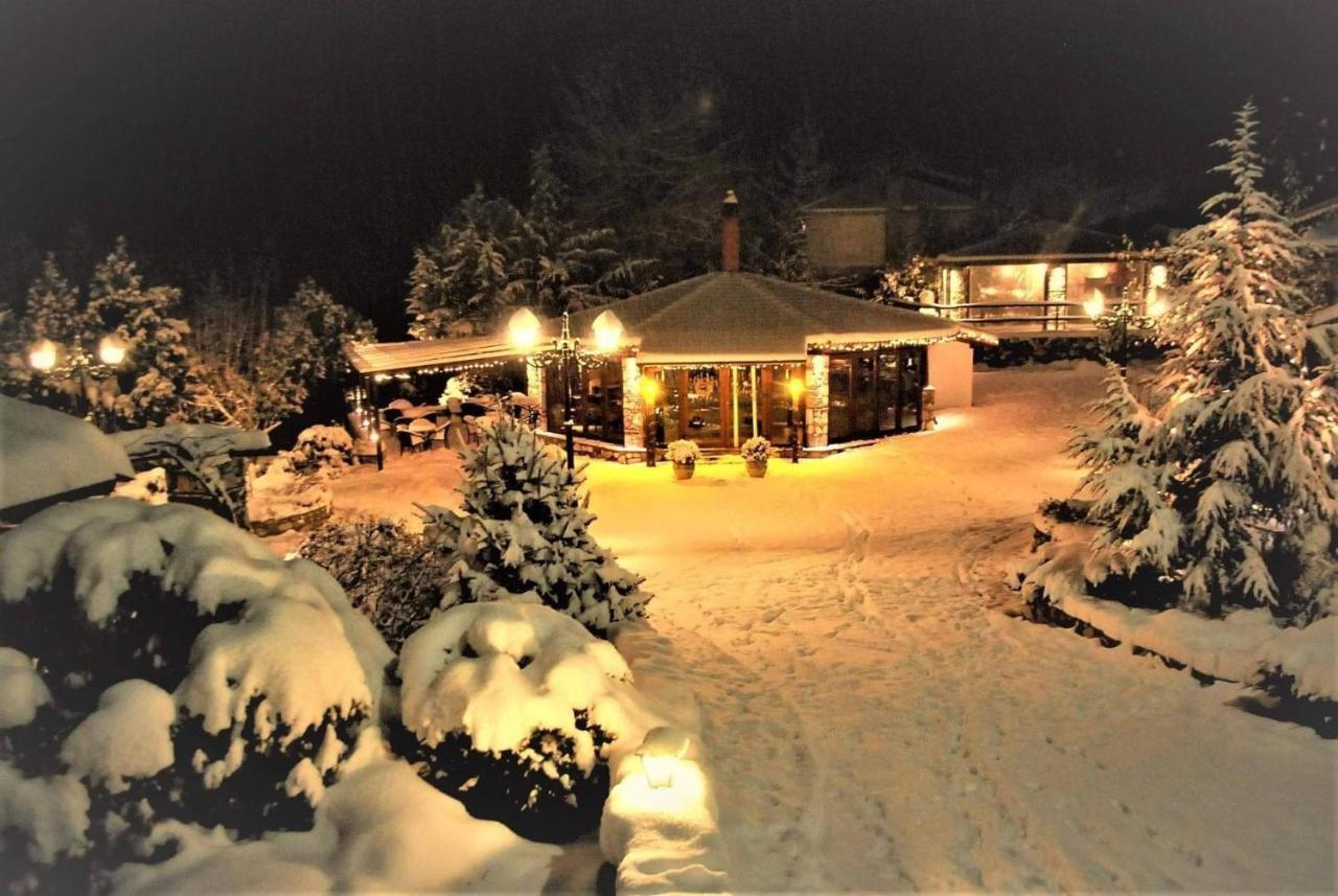 Tzivaeri Hotell Likodhrómion Exteriör bild
